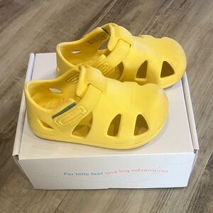 Ten Little Splash Sandal
